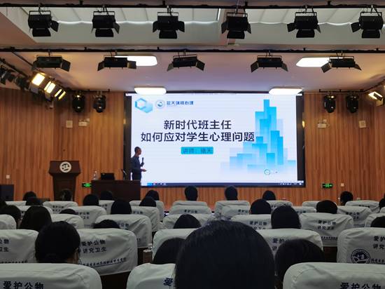 06b05168c77a18c1872d46cac382dce