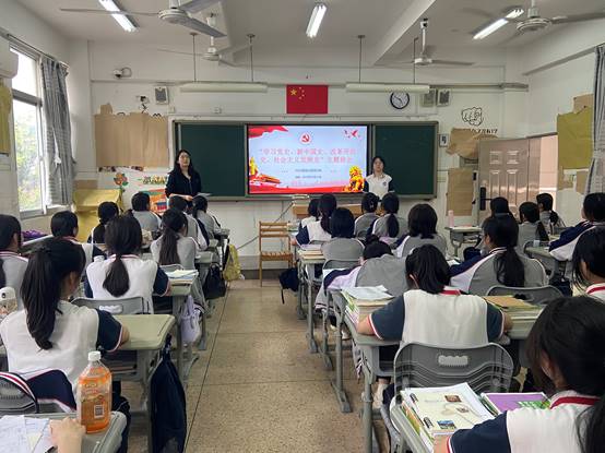 \"22幼儿保育3班“学习党史、新中国史、改革开放史、社会主义发展史”主题班会照片1\"