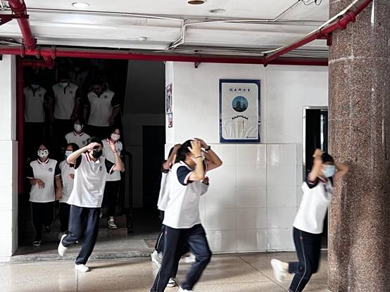 82d3707c1ea23fe396e7b78606a275e