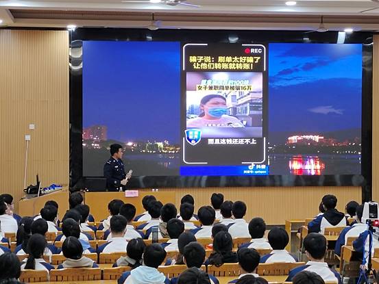 8829503812adb9df4fd209da393edc6