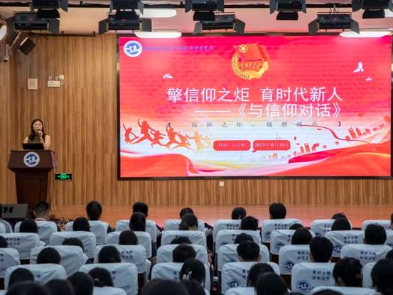 40a5a8de6ff9a44625aebe74133cda8ed9ab2219