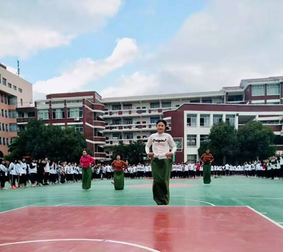 0352fa003bbb4df2155b51b0153f238