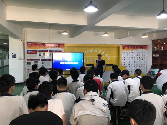 56942afdea3b7b7948618250da64570