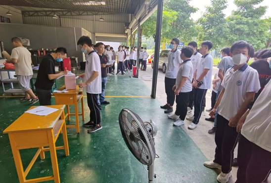 c04a6dc518bc74122fff62aeb7b420a