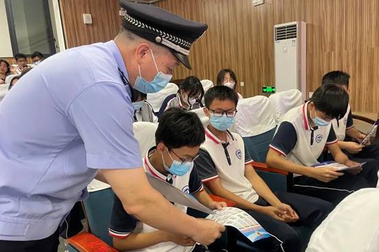 \"微信图片_20220610122034\"