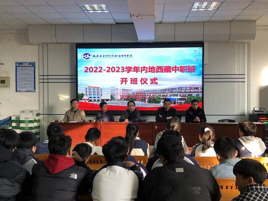 1b0deb650e4d16bb18e80626301ec51