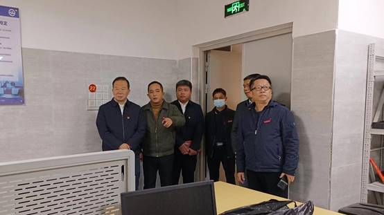 999b01316325c956055b4eee0971e5e