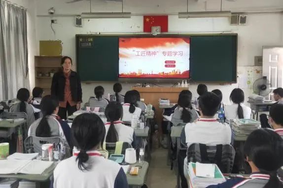 1034aeff62e594c330db6123acd2067e