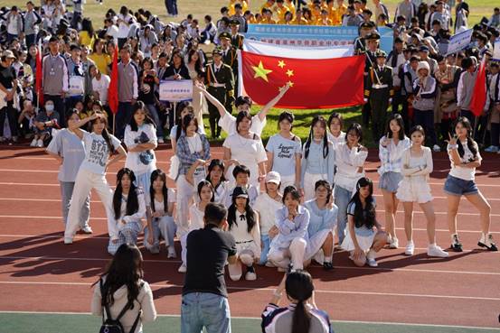 \"微信图片_20251106093935_41_4\"